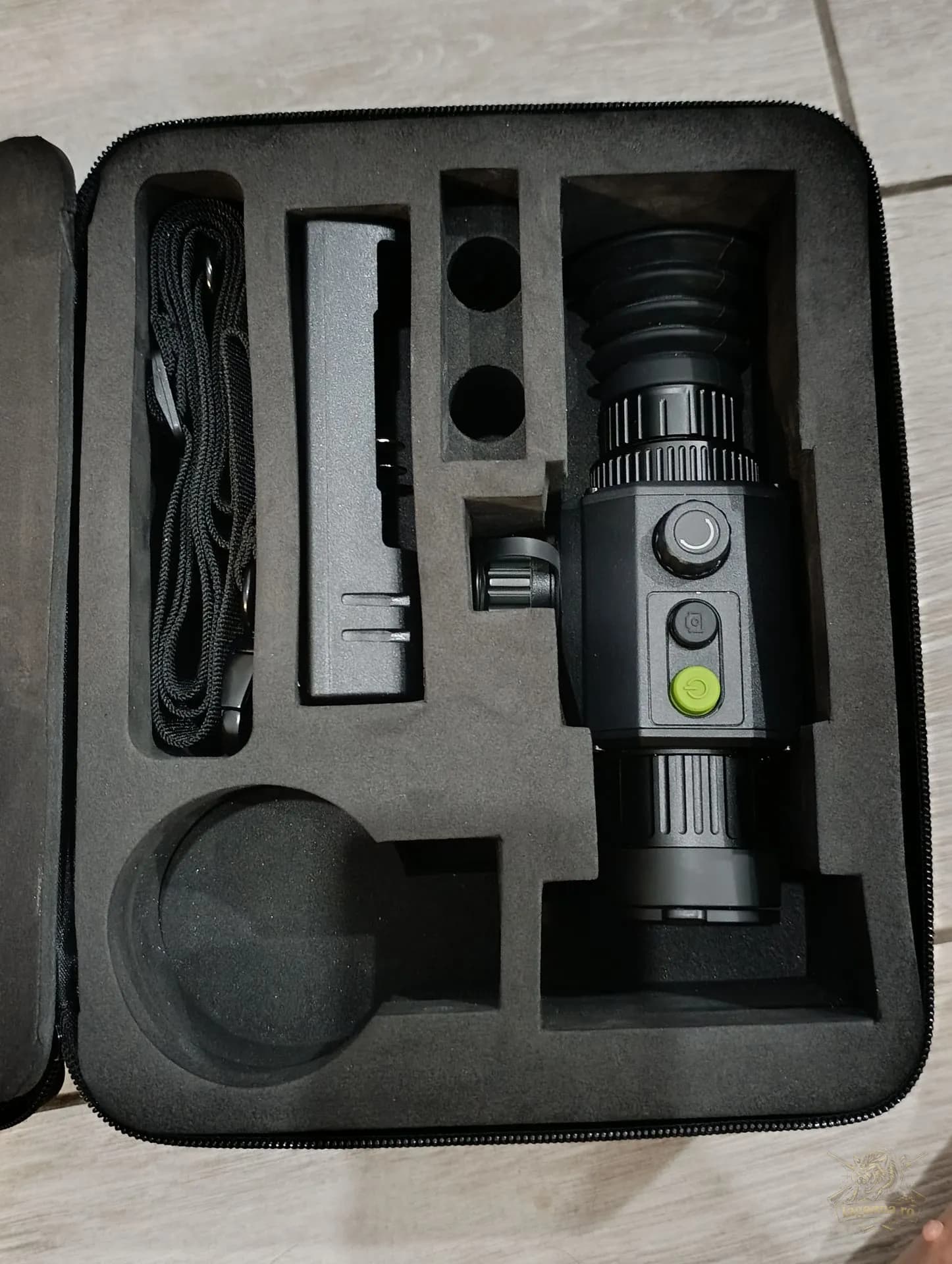 Pixfra Chiron 435